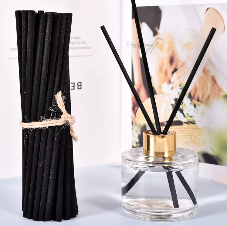Flacon diffuseur en verre 50ml avec bouchon doré+2 Bâton 15CM (blanc noir)